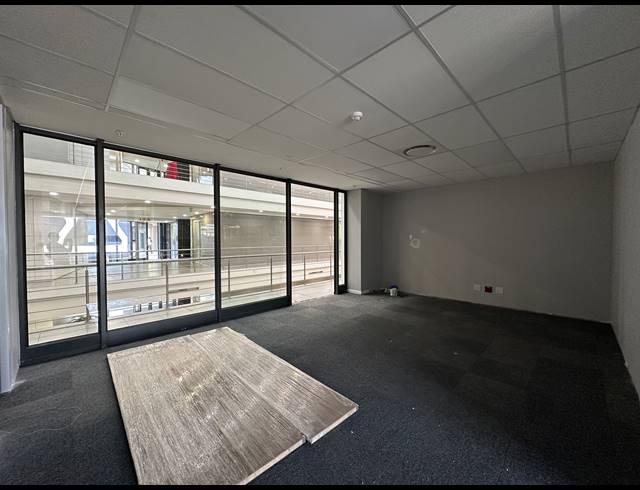 144M² OFFICE TO LET IN DORINGKLOOF